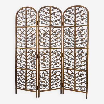 Peacock vintage rattan screen with 3 shutters. 70s