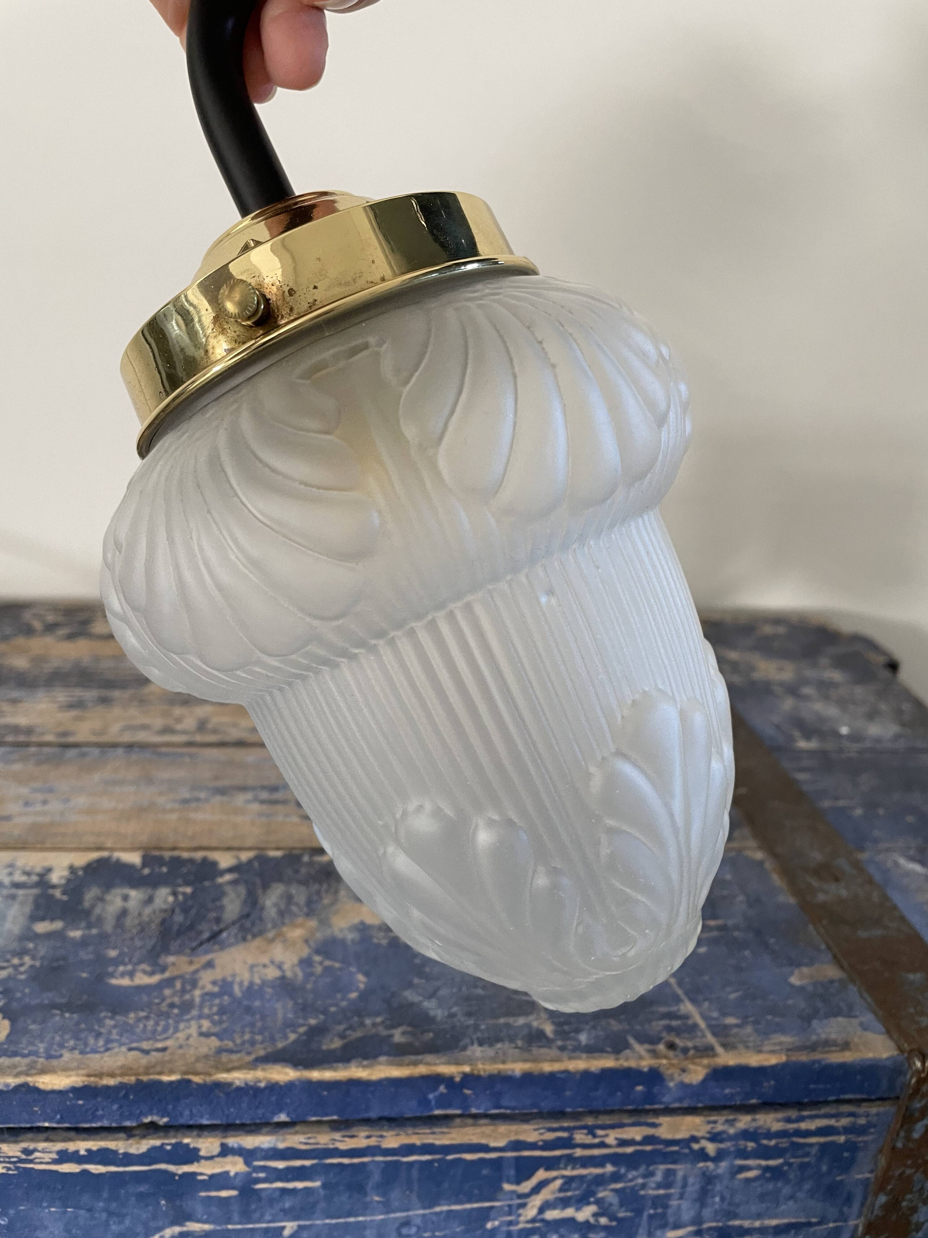 Art deco wall lamp