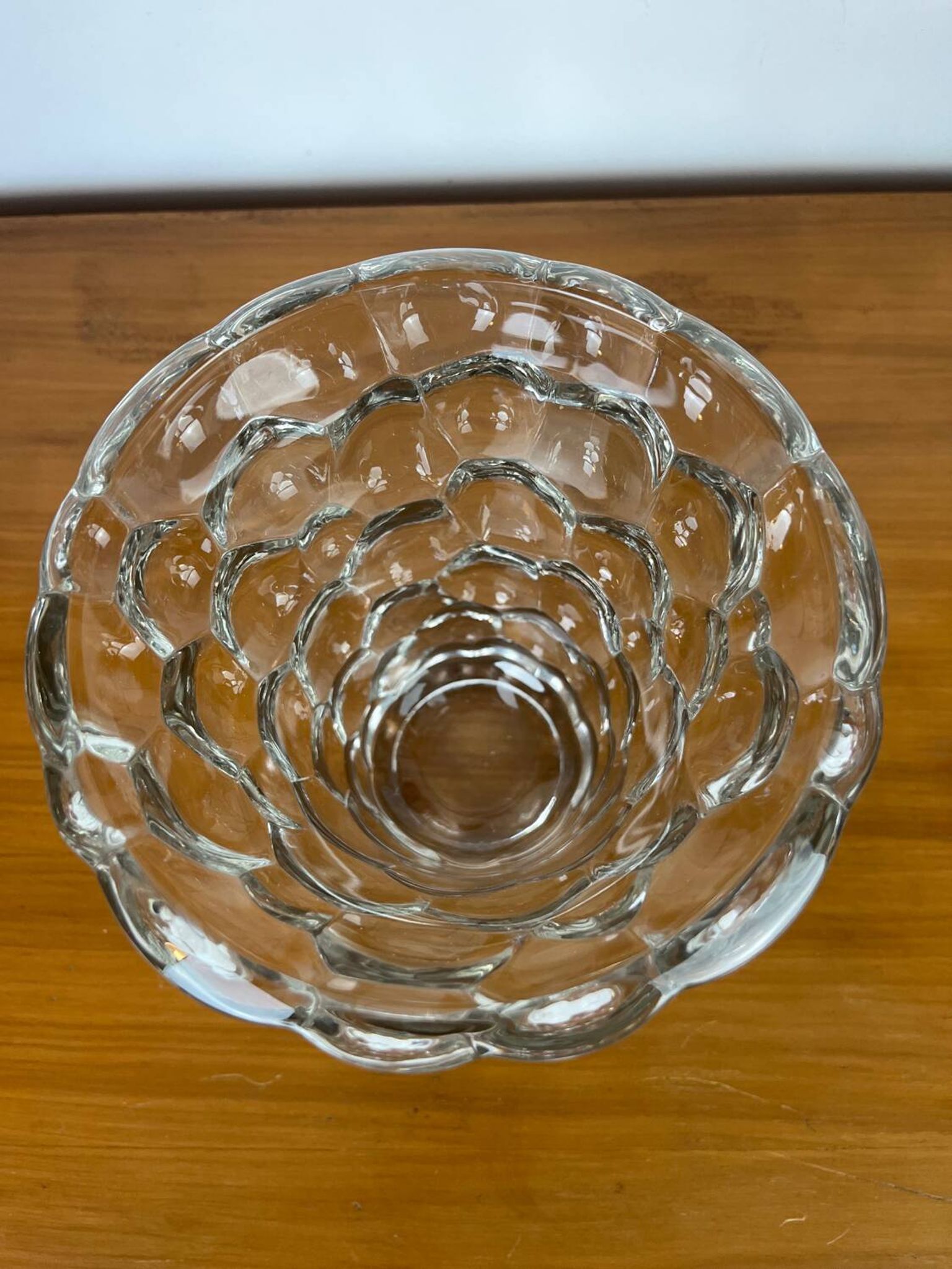 Vase Pierre D’Avesn nid d’abeille art déco signé