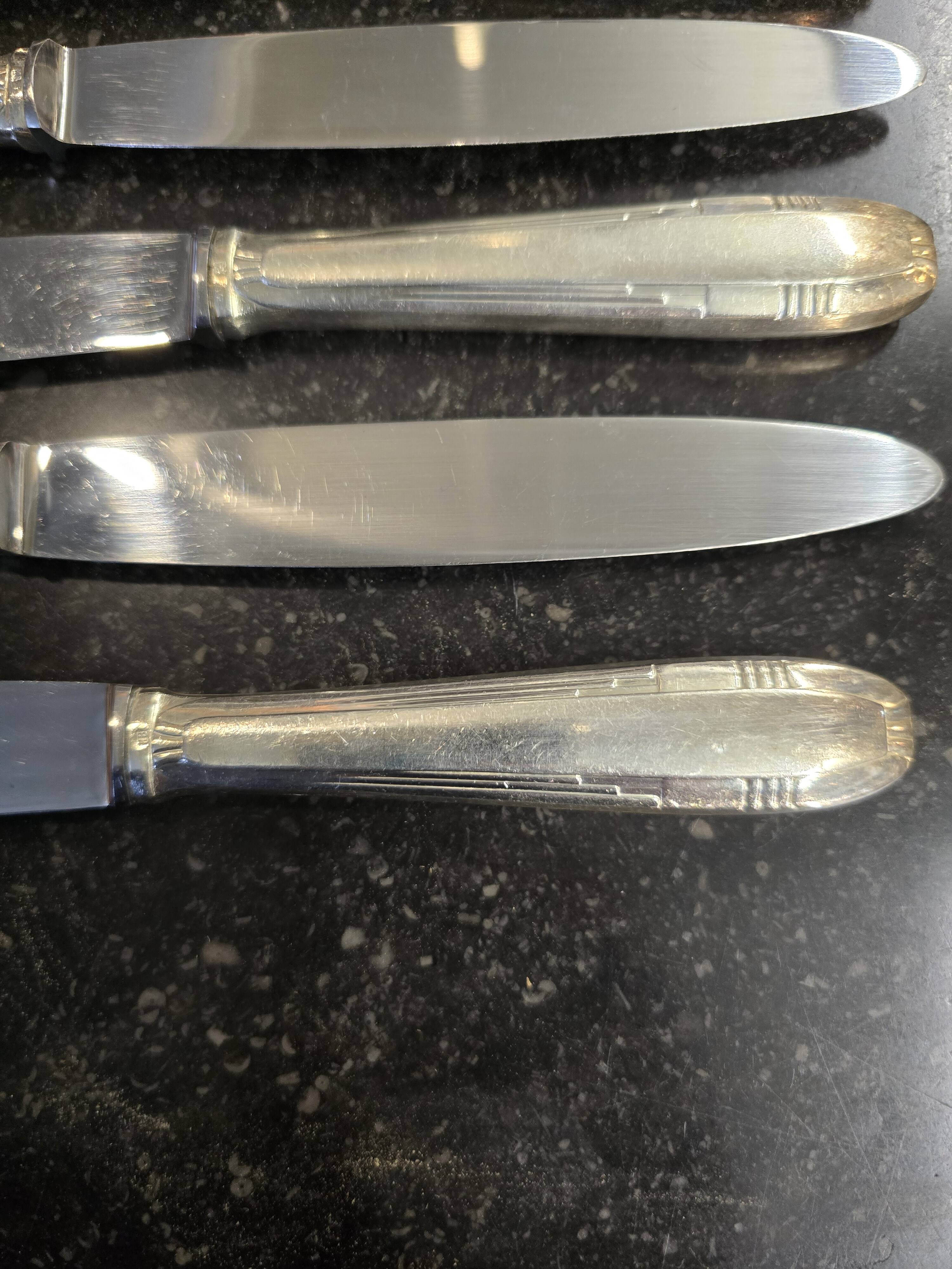 12 Art Deco knives in silver metal mid-20th century with its box
