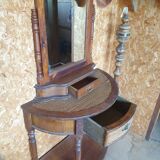 Elegant rounded dressing table in pine and rattan - 20th century