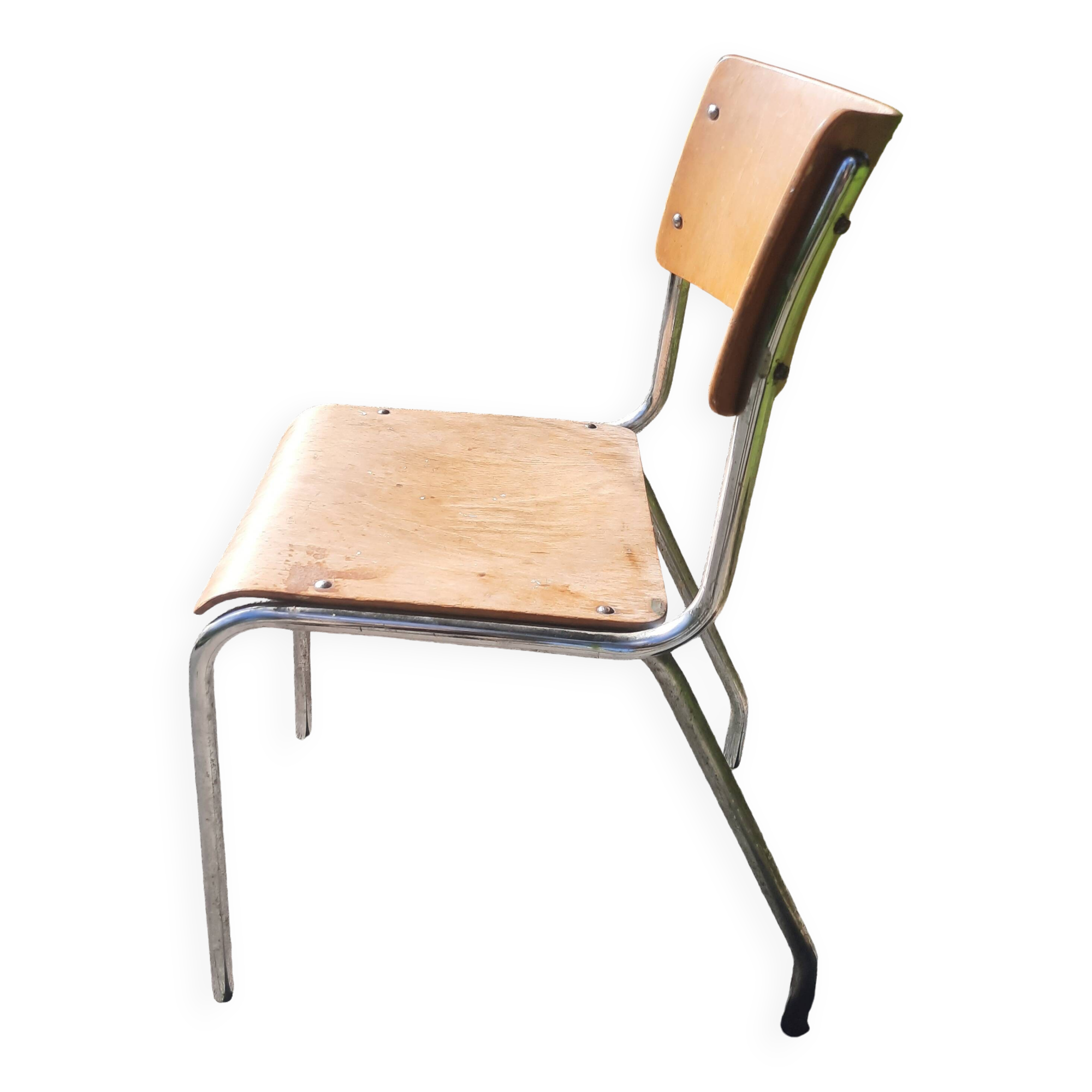 Vintage chair made of tube and wood