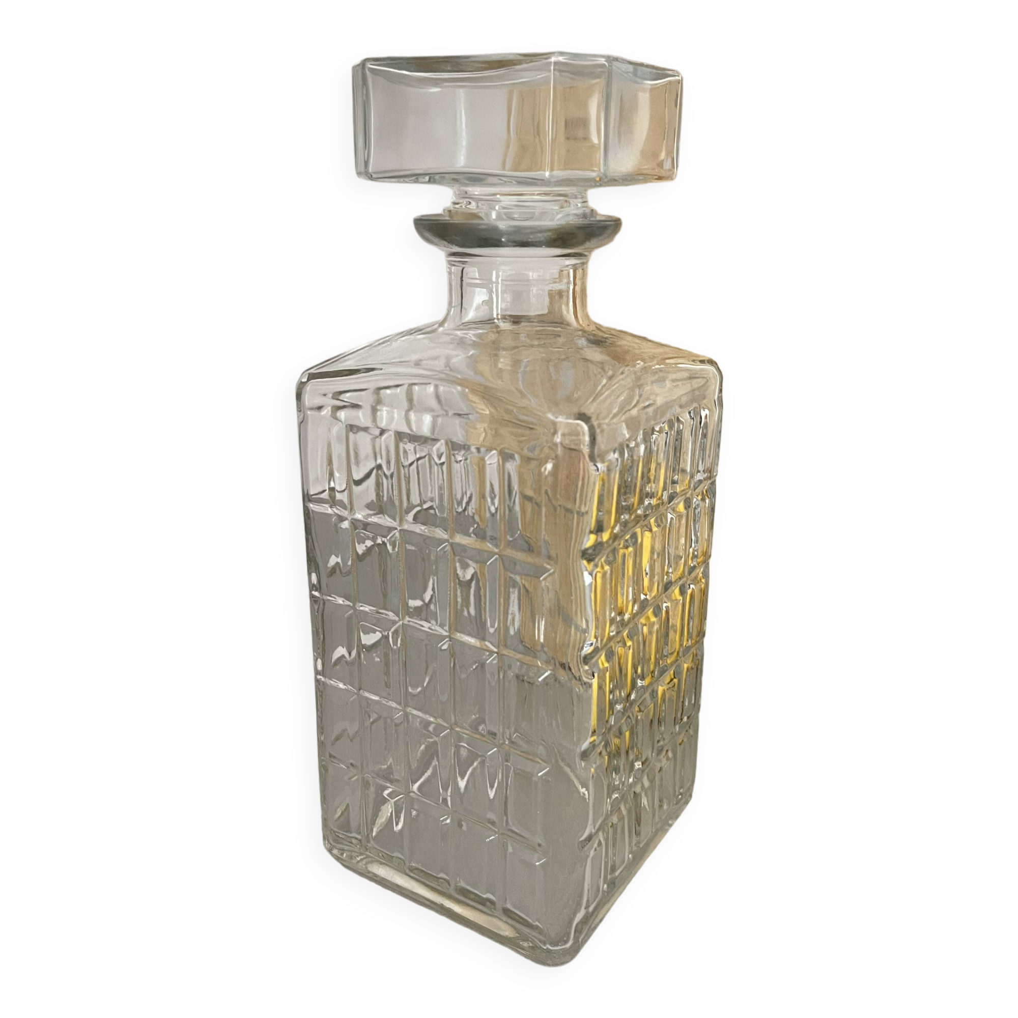 Glass whiskey decanter