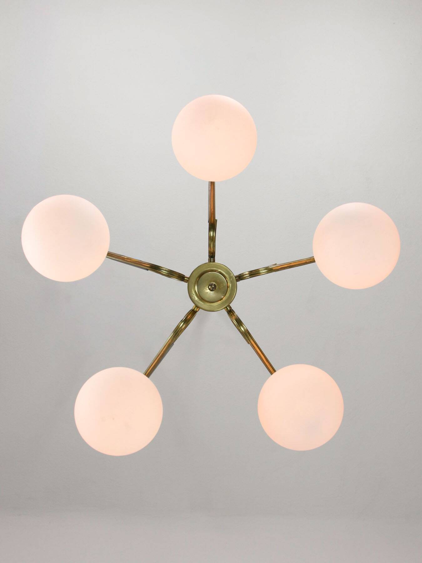 Mid-Century Modern Italian Brass and Opaline Chandelier, 1960