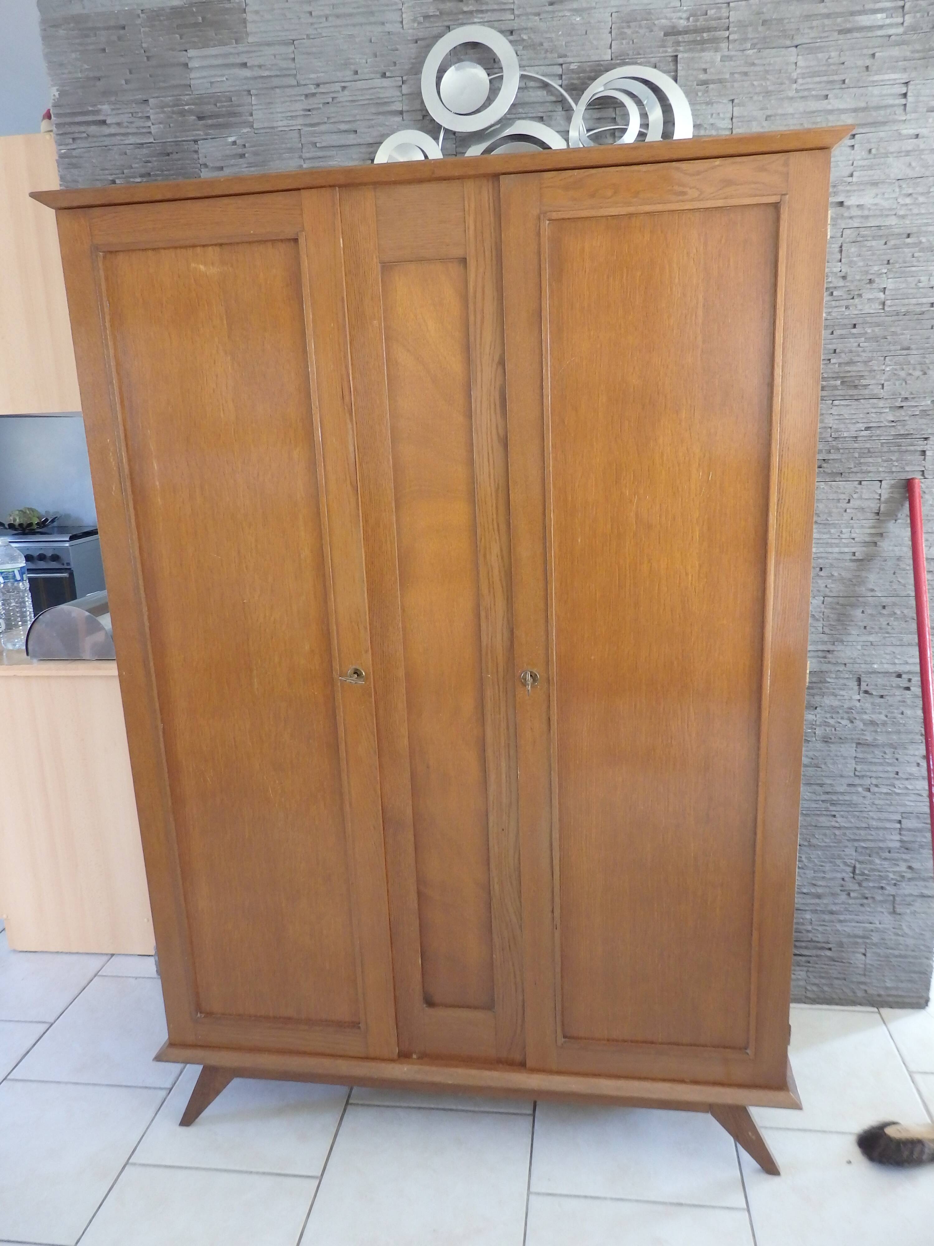 Wardrobe vintage Scandinavian compass feet