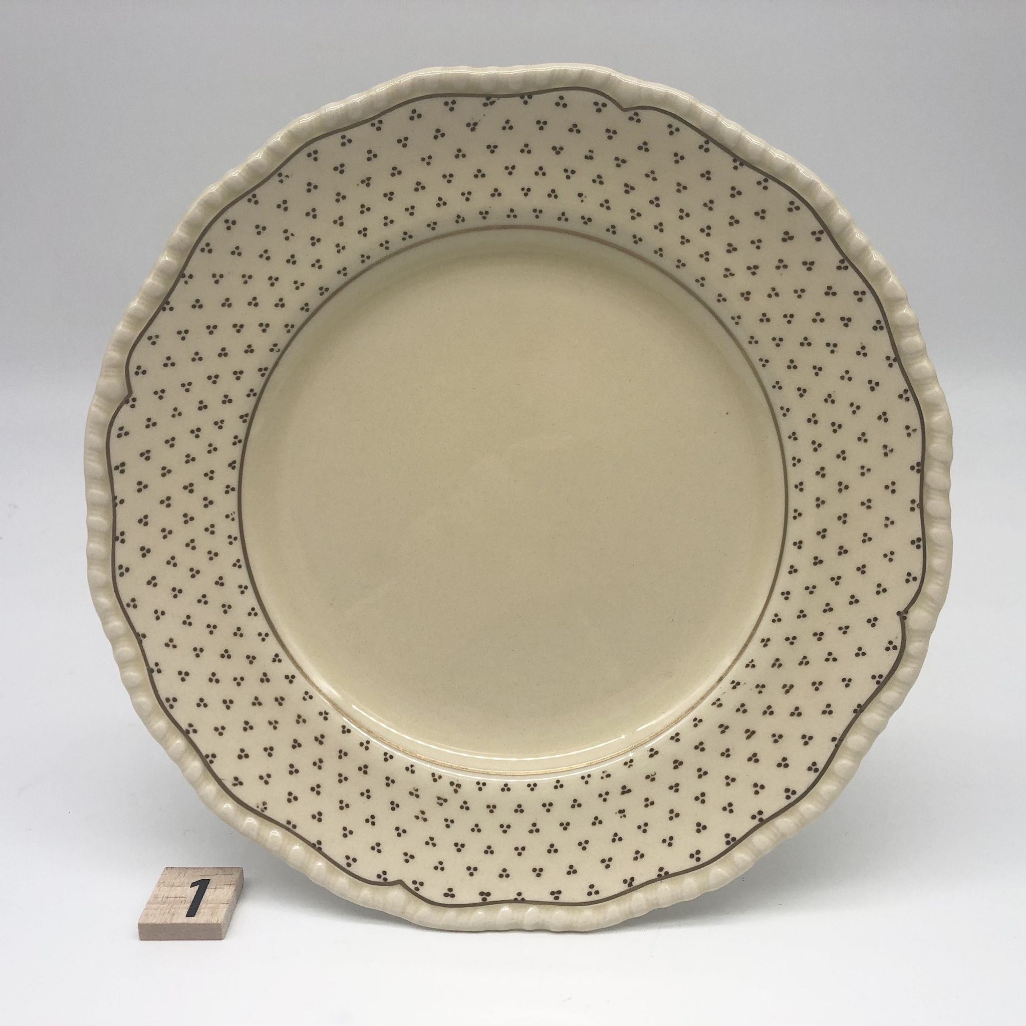 Series of 6 mismatched dessert plates (Salins/Royal Doulton)