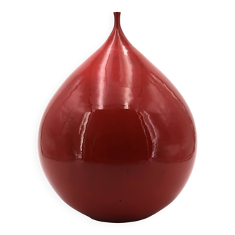 Impressive red ceramic vase, Belgian work, 1960s.