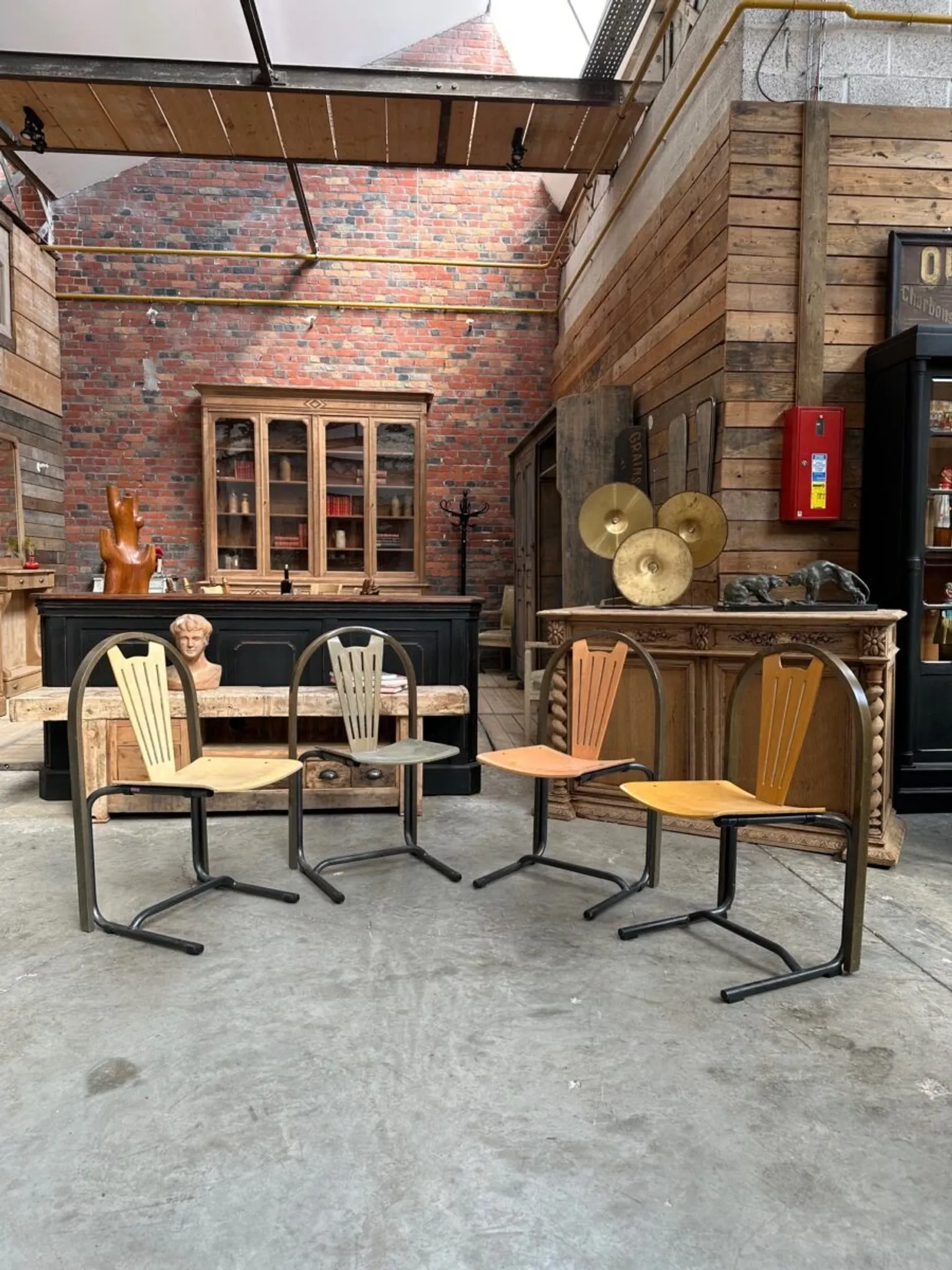 Set of 18 Baumann chairs from the 80s.