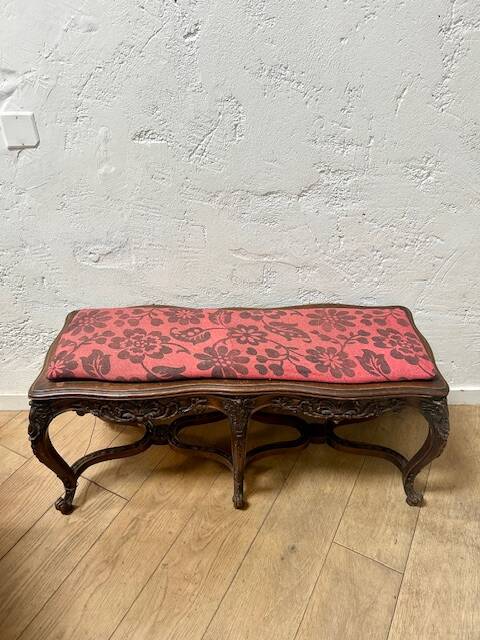 Cane crisscross bench seat