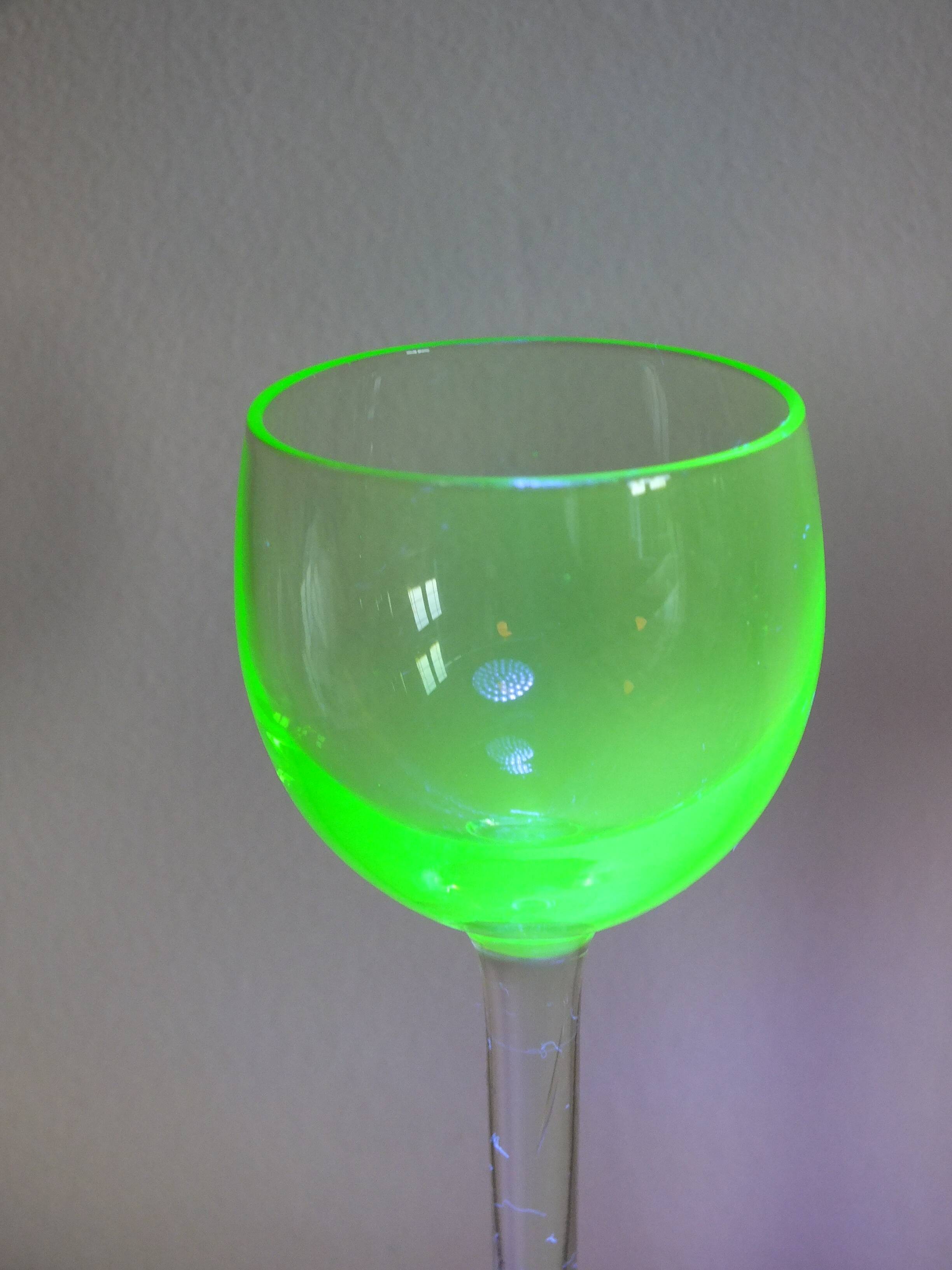 4 old uraline liqueur glasses