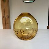 Vase en verre soufflé