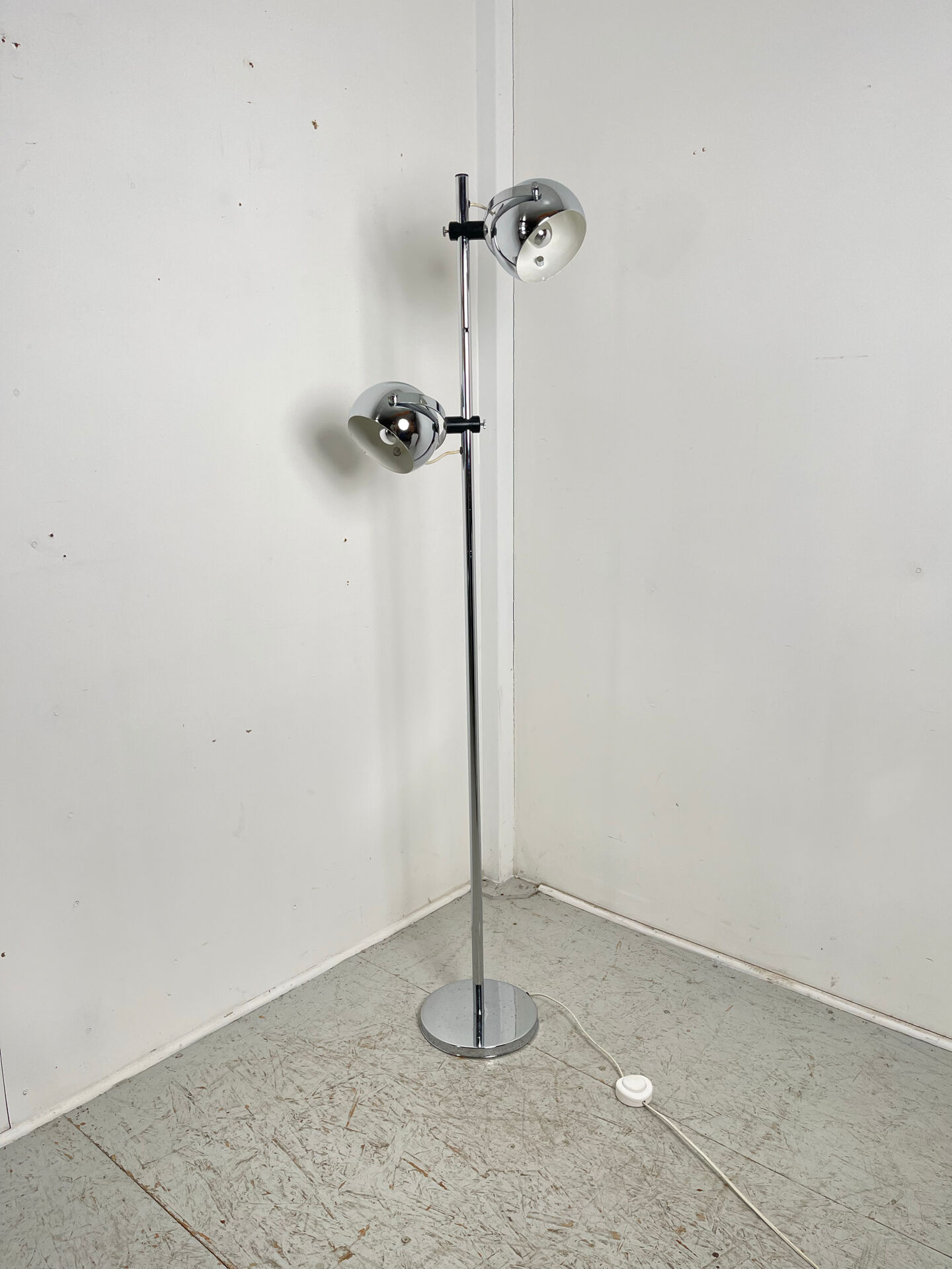 1970s floor lamp with 2 spots