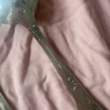 2 utensils
