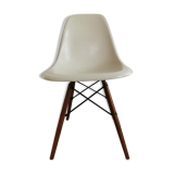 Eames DSW Herman Miller Chair