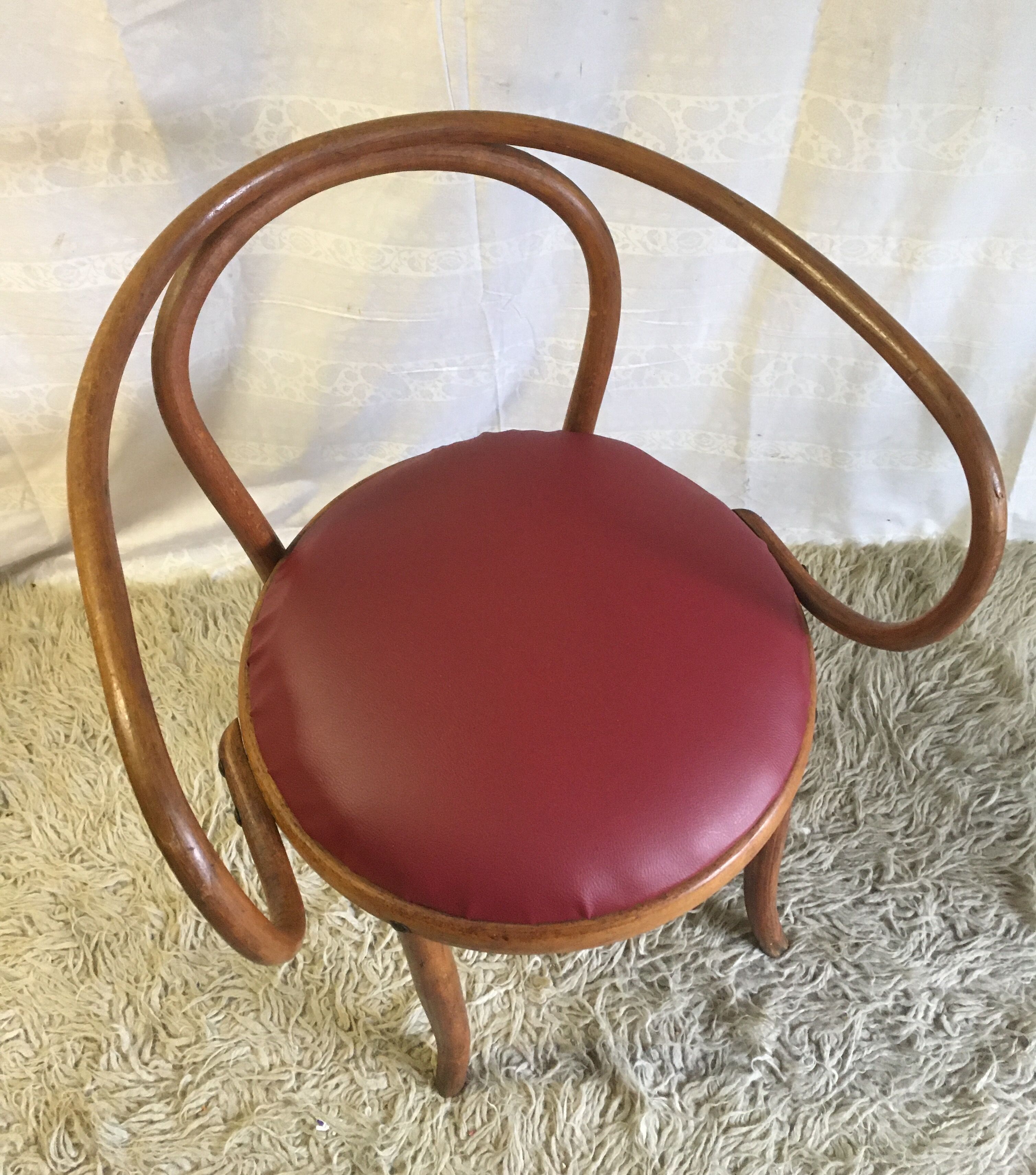 Fauteuil « dit Le Corbusier » par Fischel début XXème