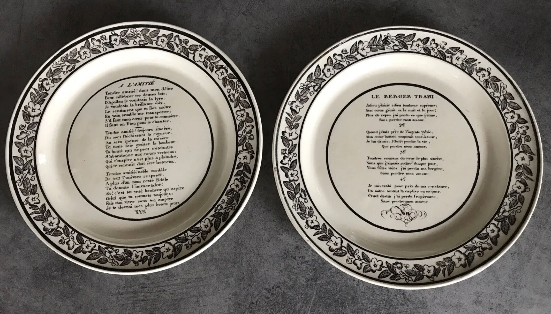 Set of 6 antique plates in fine earthenware with printed decoration of grisailles and poems