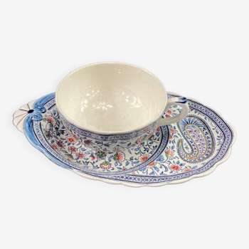 Lunch toast cup and its large earthenware saucer from Gien, Cashmere decor