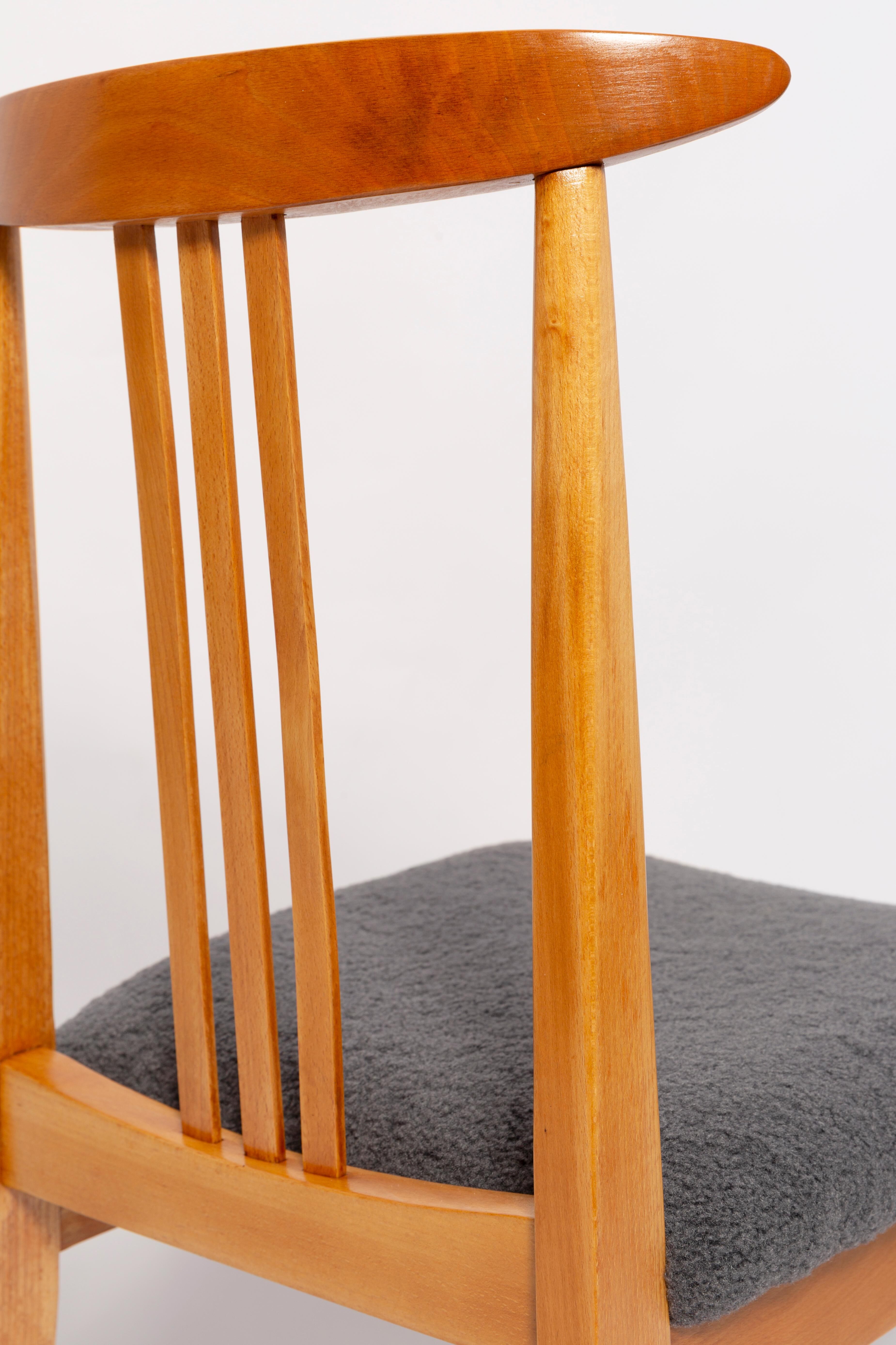Mid-Century beech wood chair with grey boucle fabric, M. Zielinski, Europe, 1960.