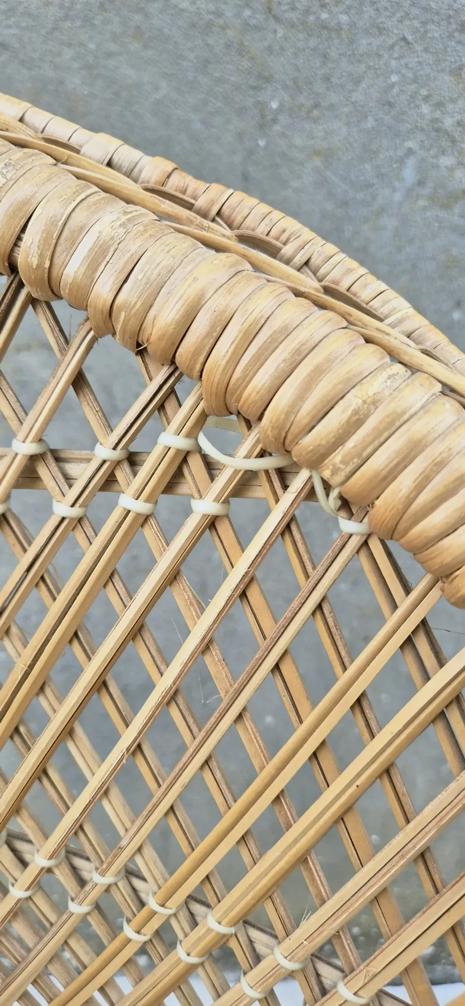 Vintage woven rattan/basket barrel chair