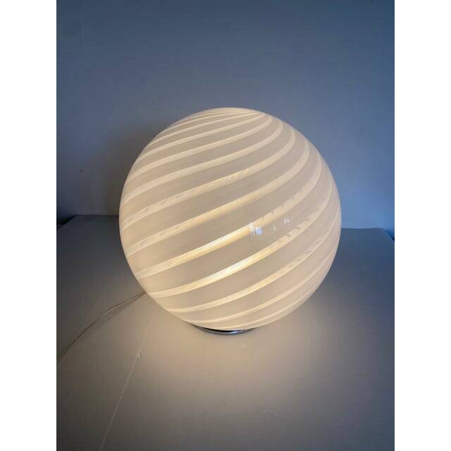 Contemporary murano spiral white murano glass table lamp