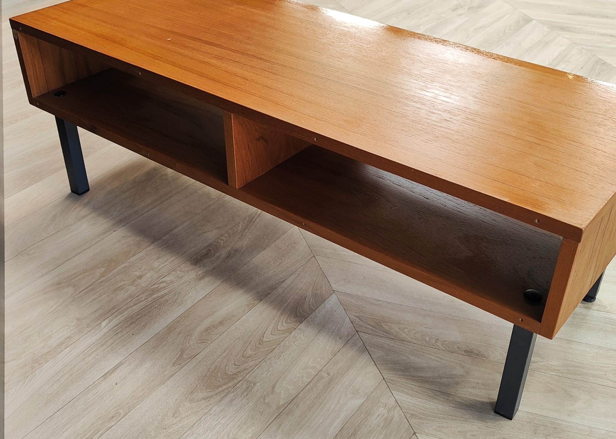 Mid Century Table | Vintage - coffee table, side table, TV cabinet