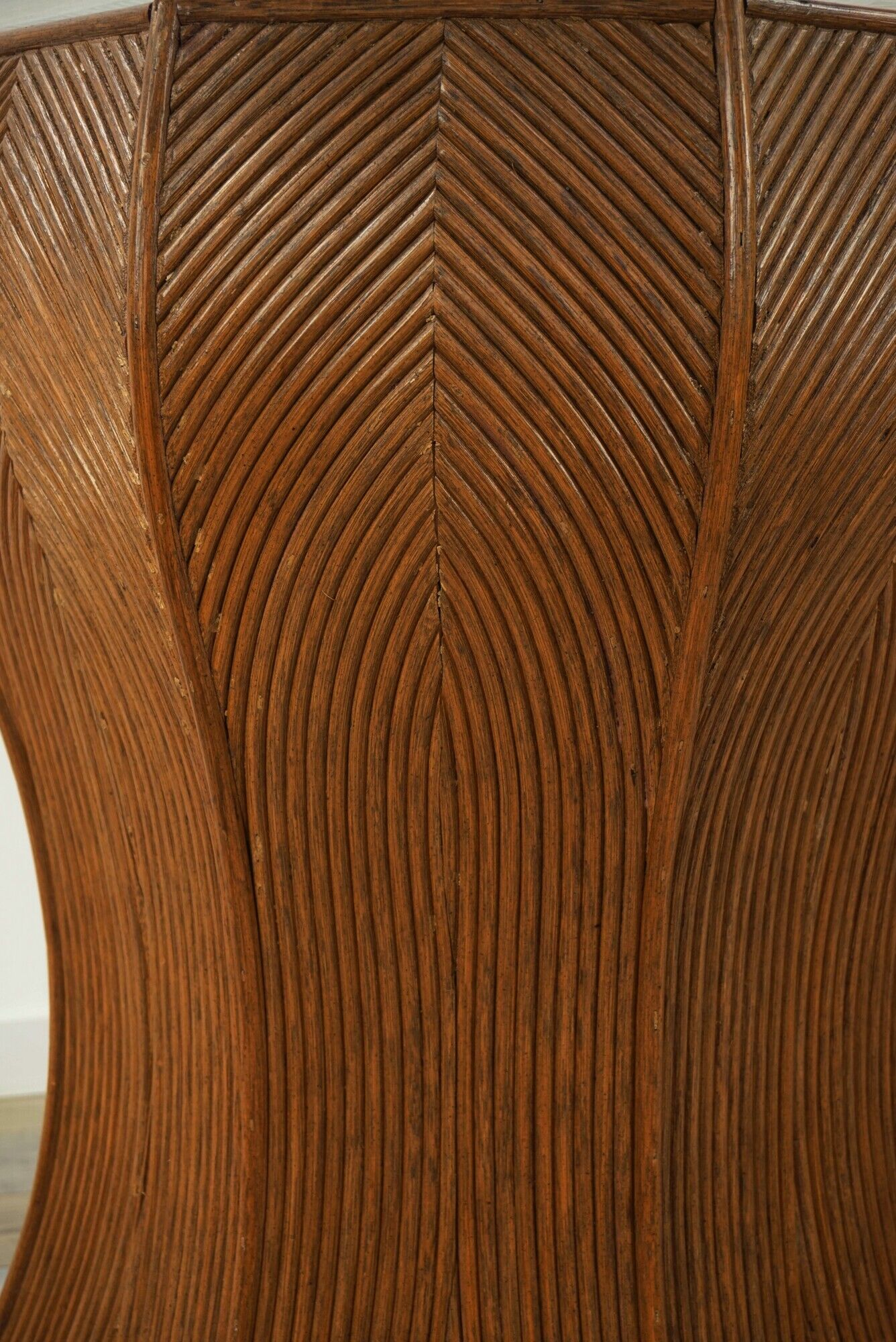 Italian design dining table from the 60/70