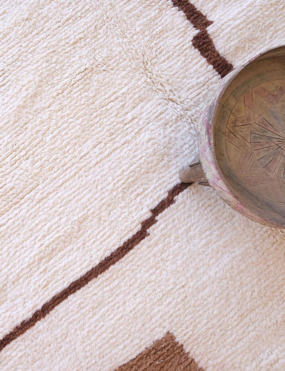 Contemporary Berber Rug - 275 x 215 cm