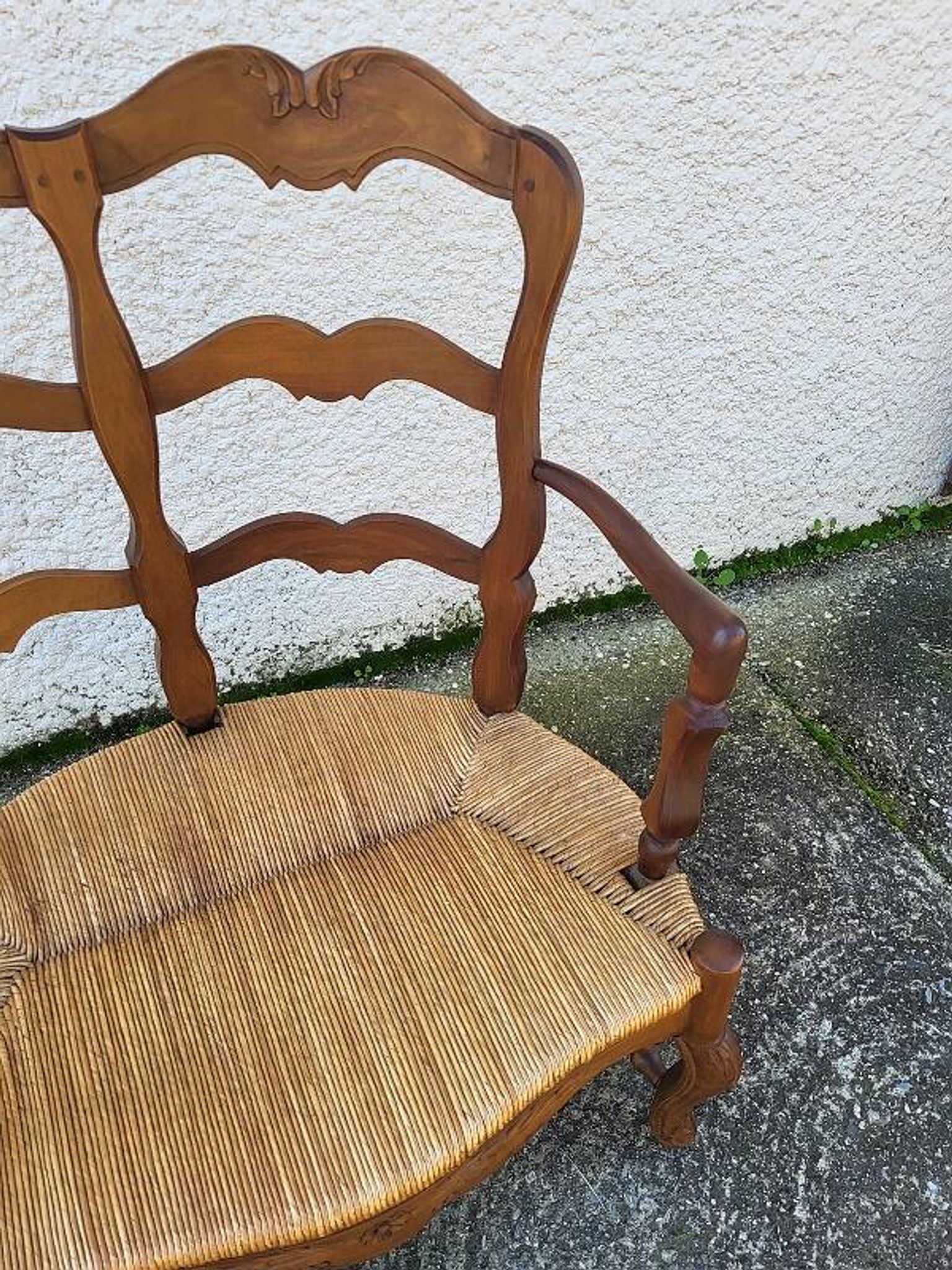 Provencal double armchair with woven rush in walnut