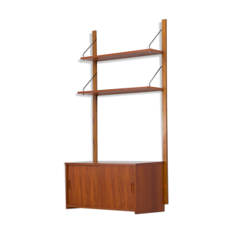Danish mid century entry wall unit in teak with sliding doors cabinet and 2 shelves.