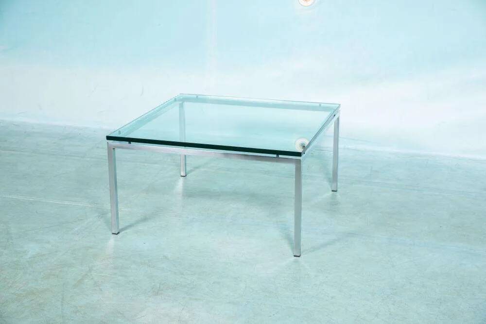 Minimalist Knoll coffee table, mid-century coffee table.