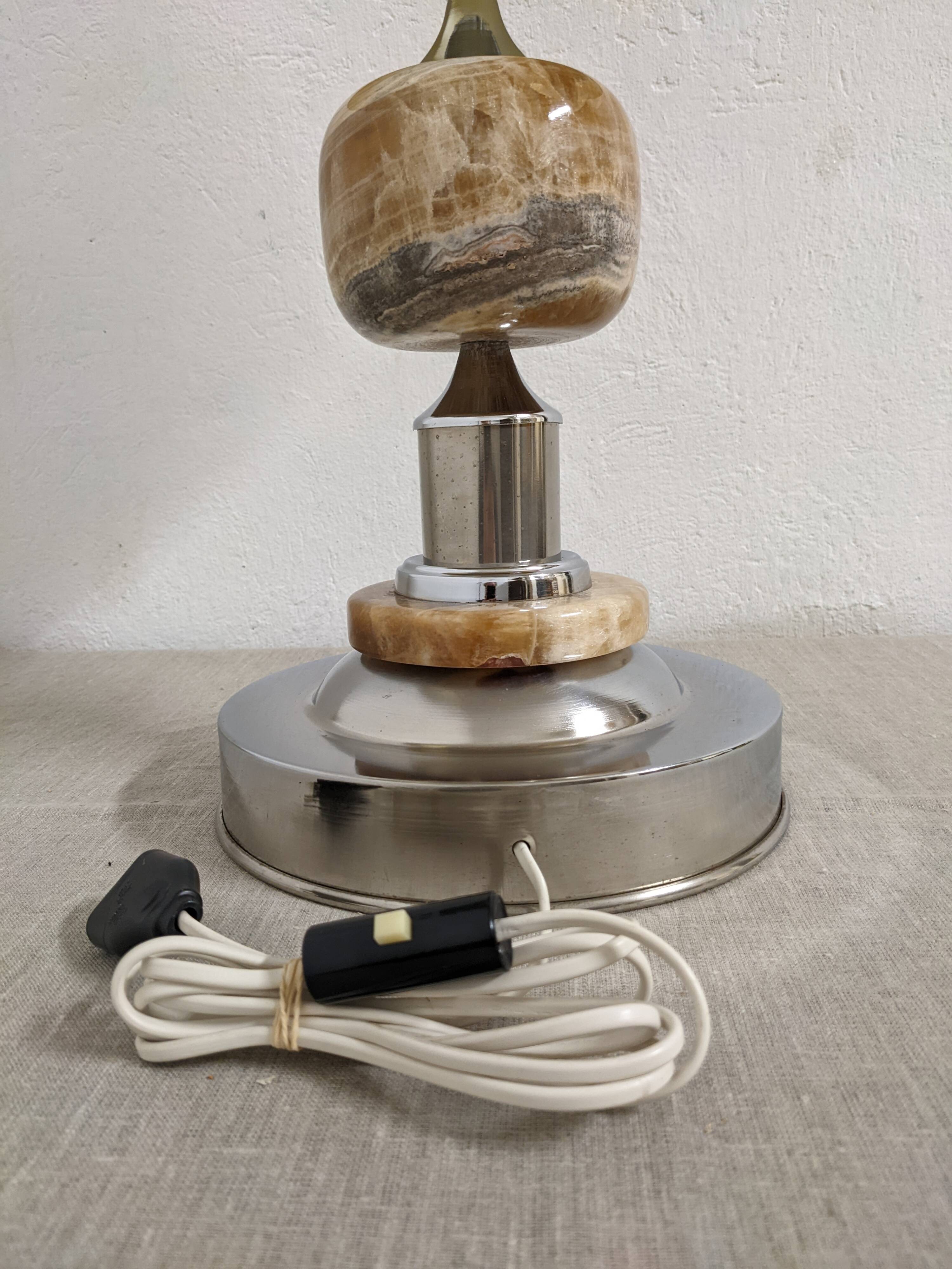 Living lamp in onyx and chromed metal from the 60s/70s