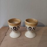 Retro egg cups 💐