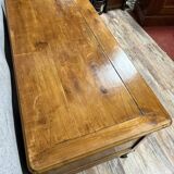 Louis XV period center desk in solid cherry wood circa 1750 Opening in