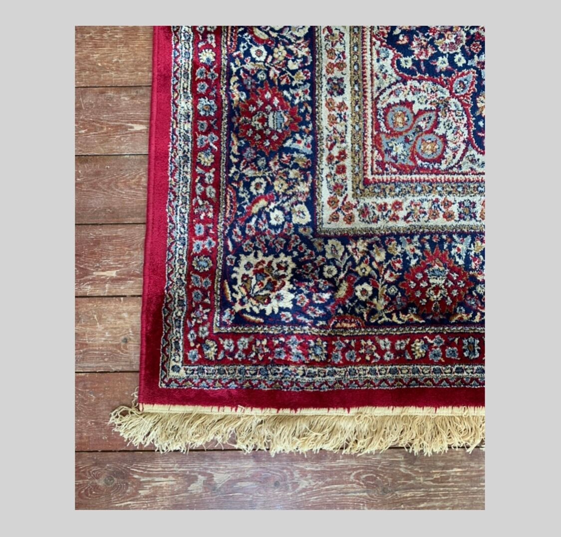 Vintage silk carpet 195x302cm