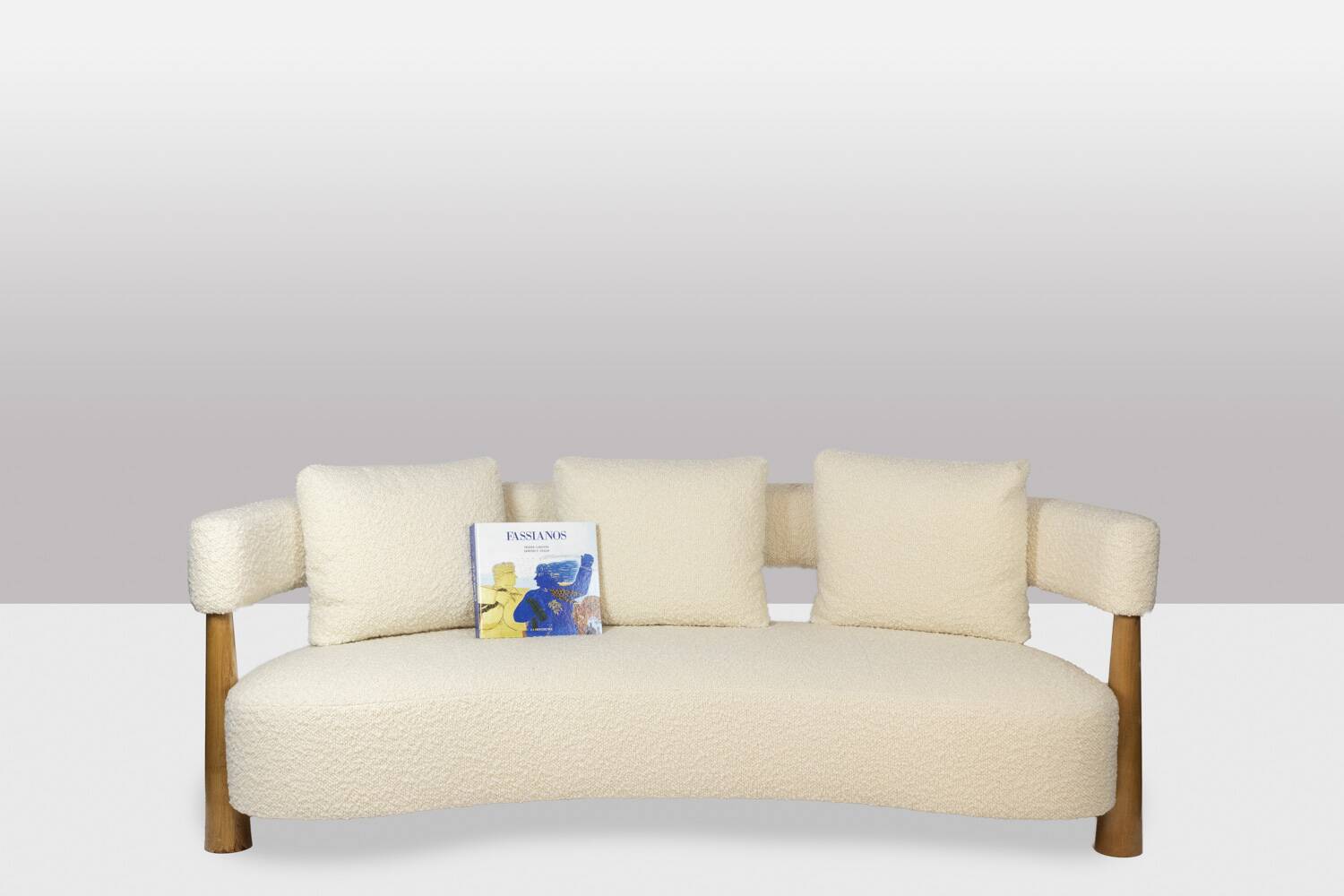 “Bean” shaped 3-seater sofa, in blond beech. Contemporary work