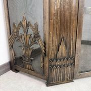 Ecran de cheminée d'angle en laiton attr. à Dagobert Peche