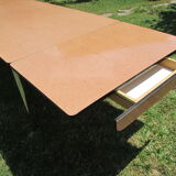 Very large stretch the 1970s in formica table