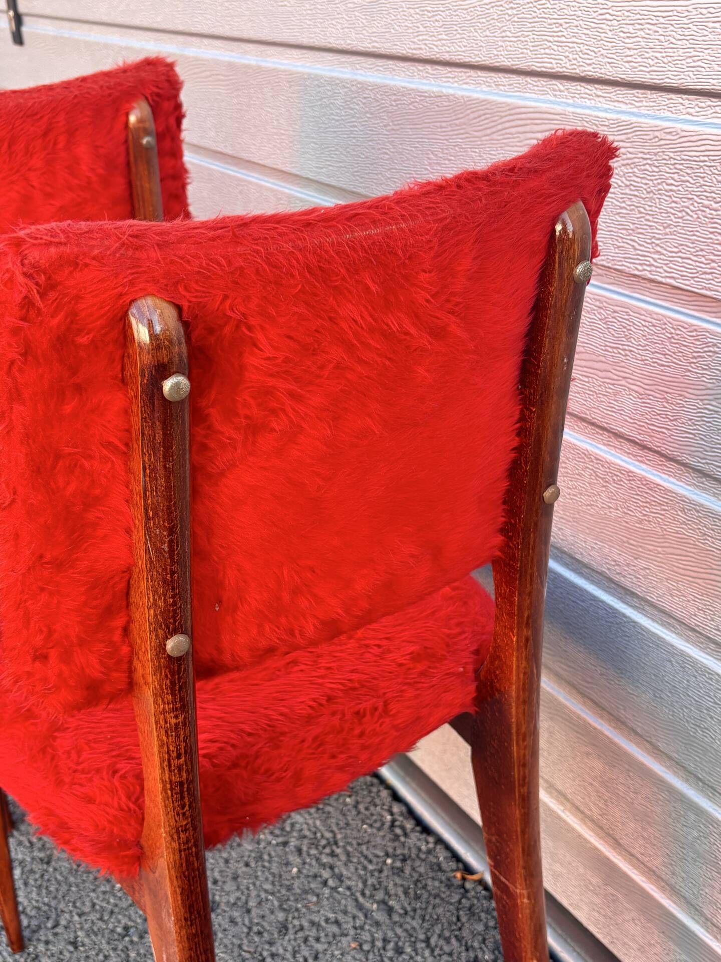 Pair of vintage wooden chairs with red fabric – 1960s/70s