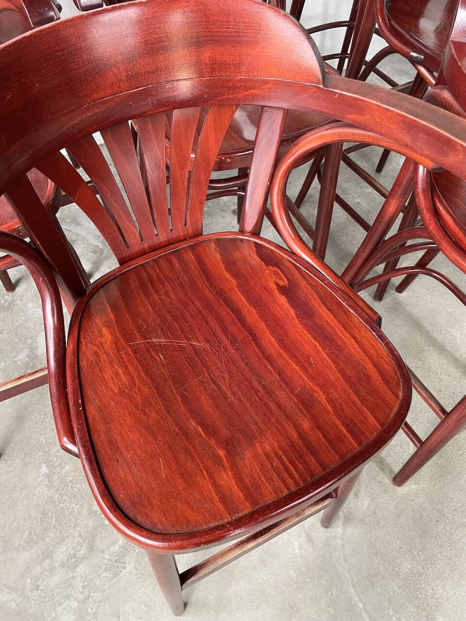 Set of 8 high bistro stools