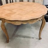 Round solid oak dining table
