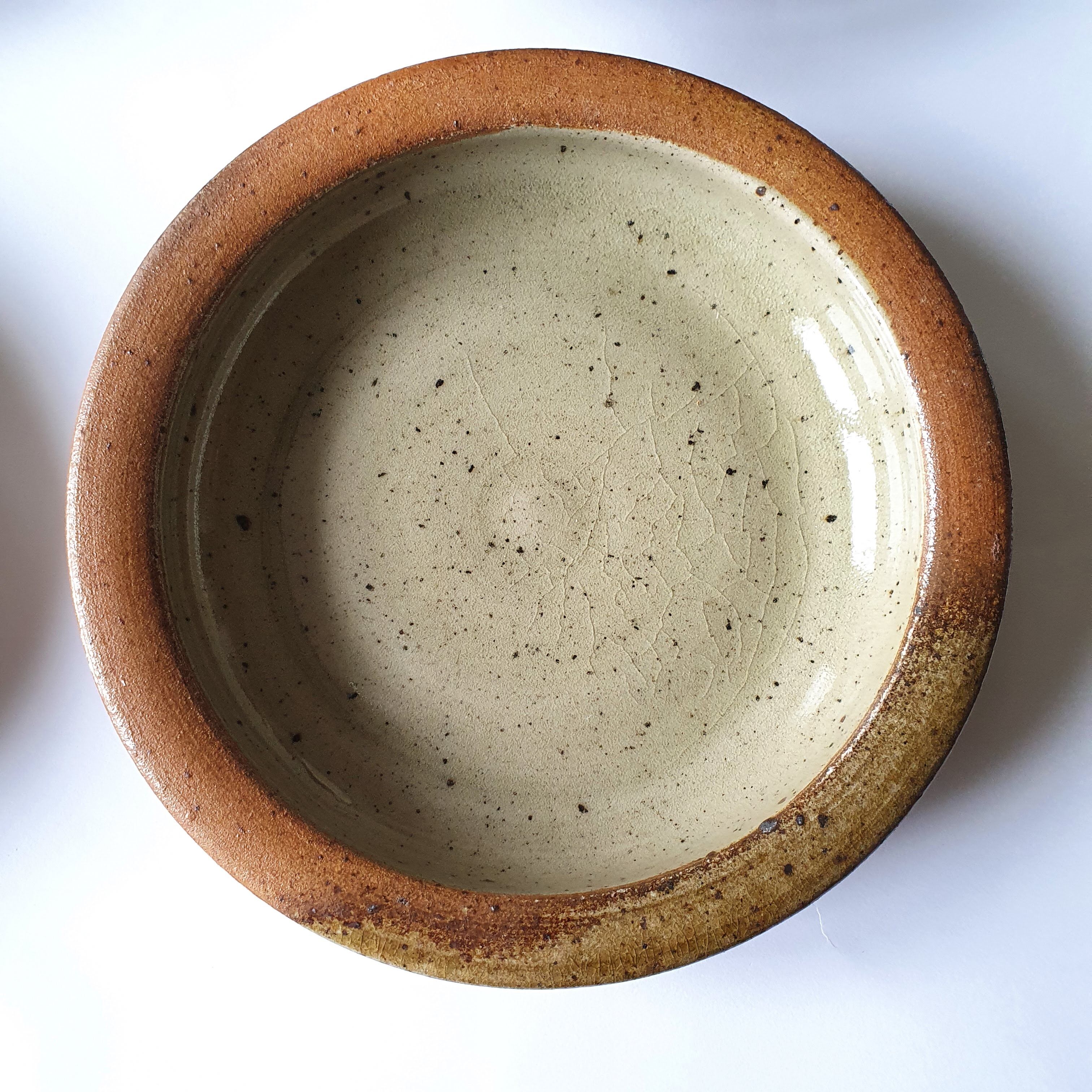 Six La Borne sandstone plates by Denis Avonts