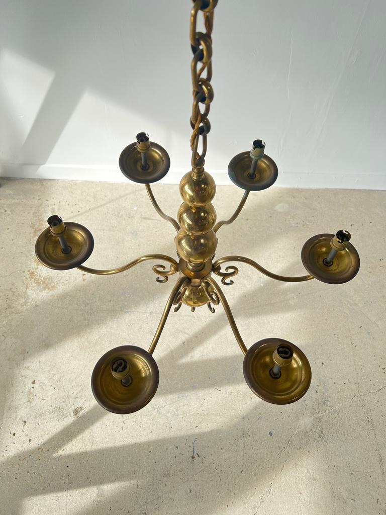 Small golden Dutch chandelier with 6 arms of light