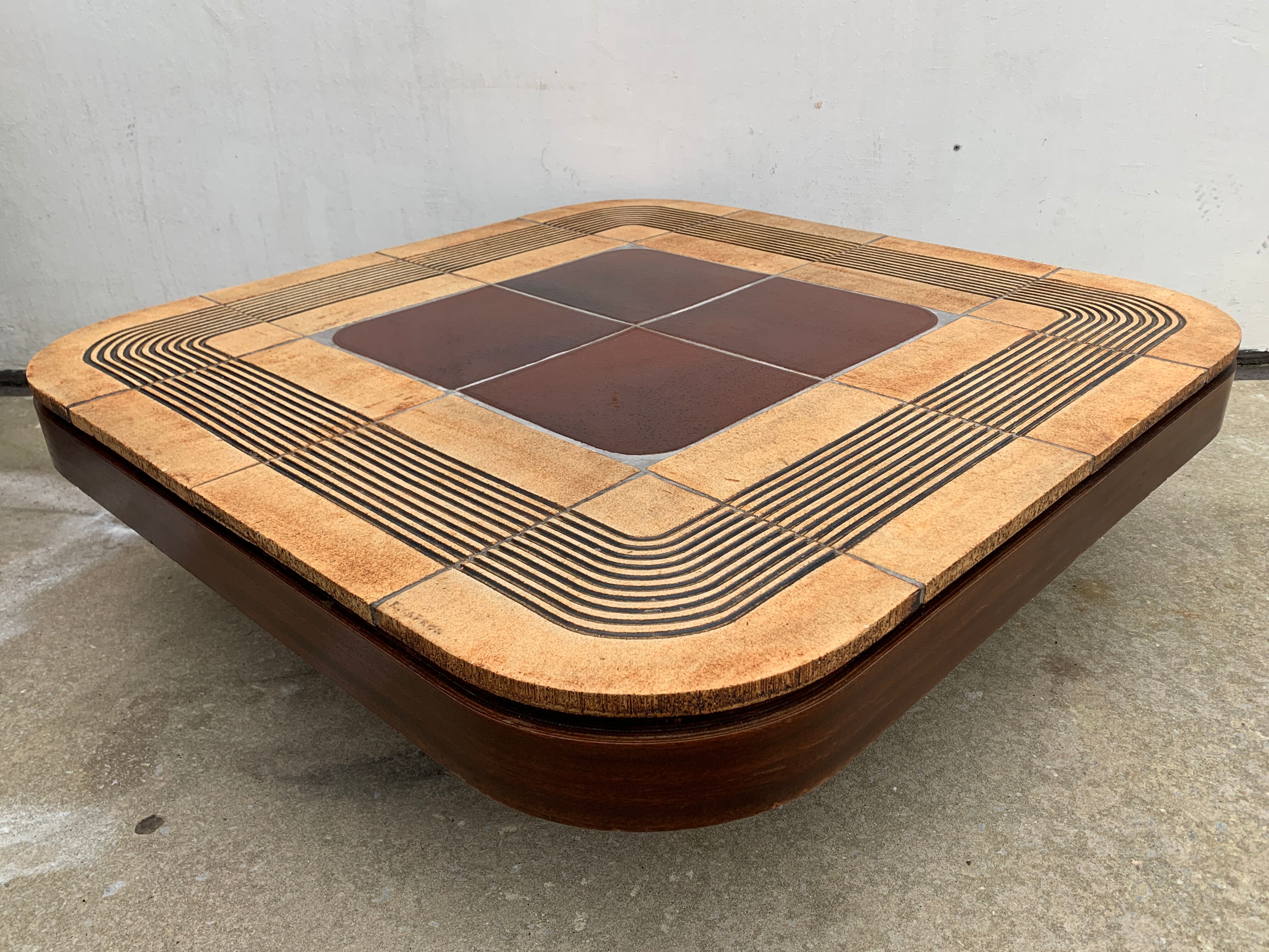 Ceramic coffee table signed Roger Capron and wood, Mambo model of the 1970s