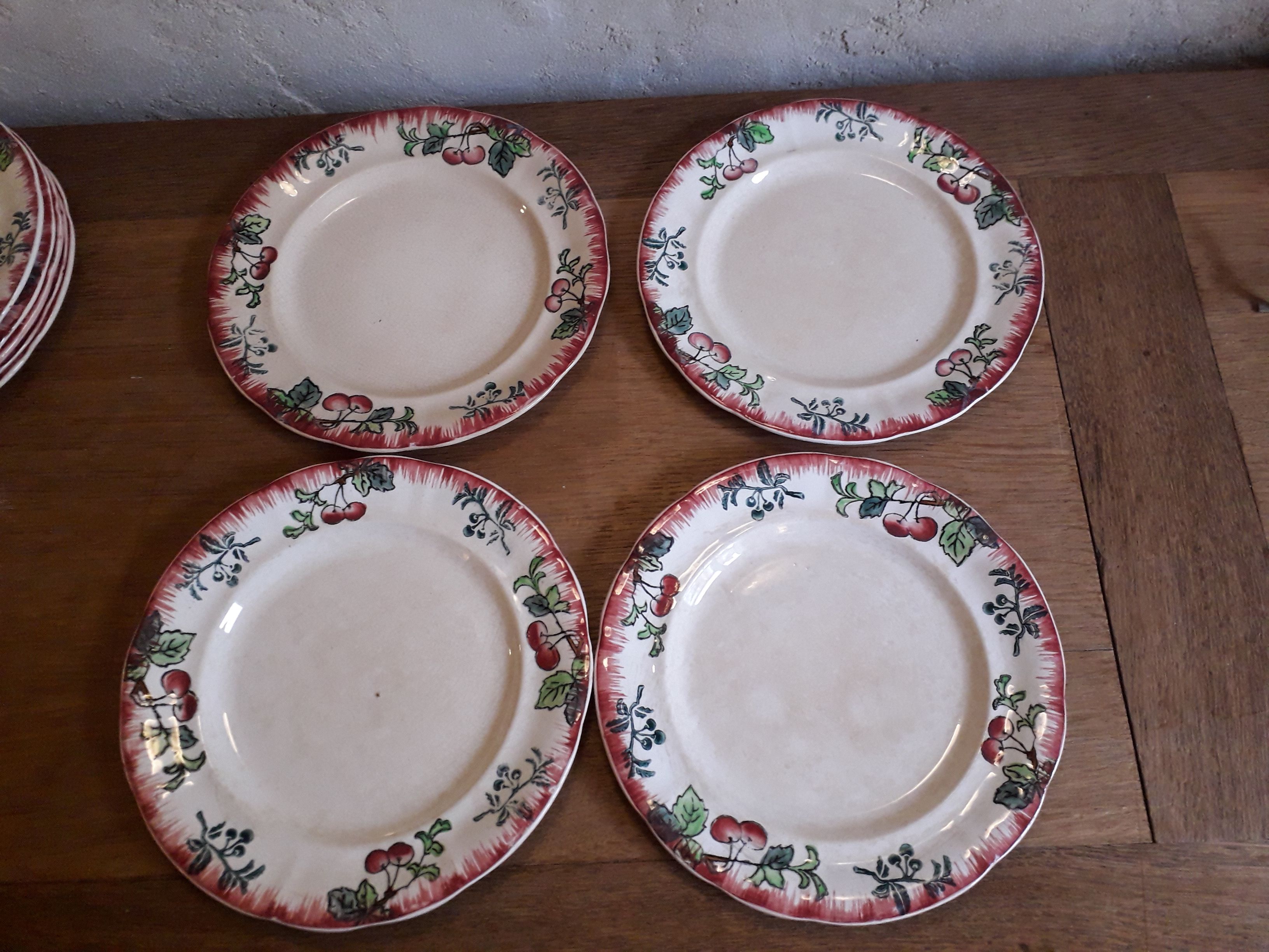 Set of 9 dessert plates Longwy moèle Montmorency end 19th