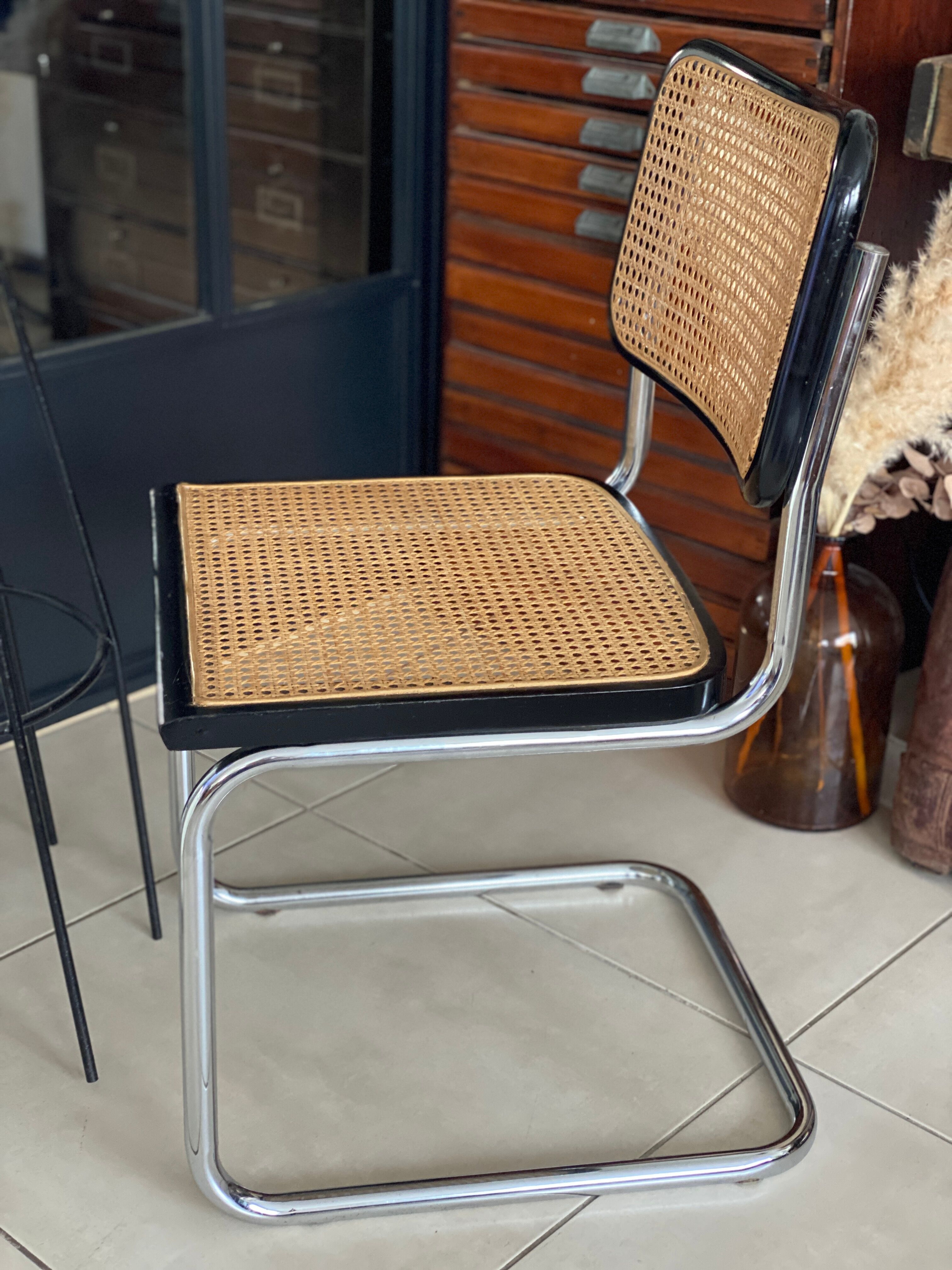 Chaise Marcel Breuer modèle Cesca B32