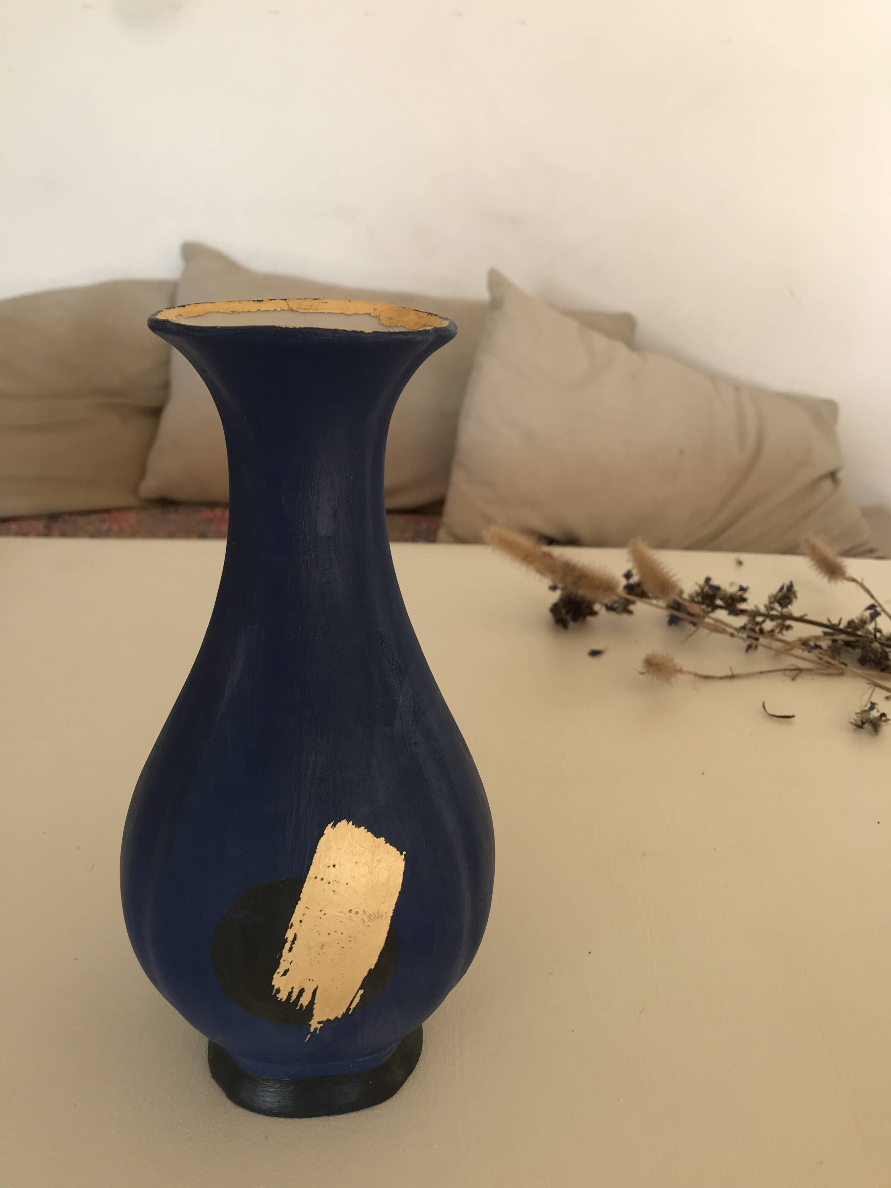 "eclipse" vase painted and gilded with gold leaf