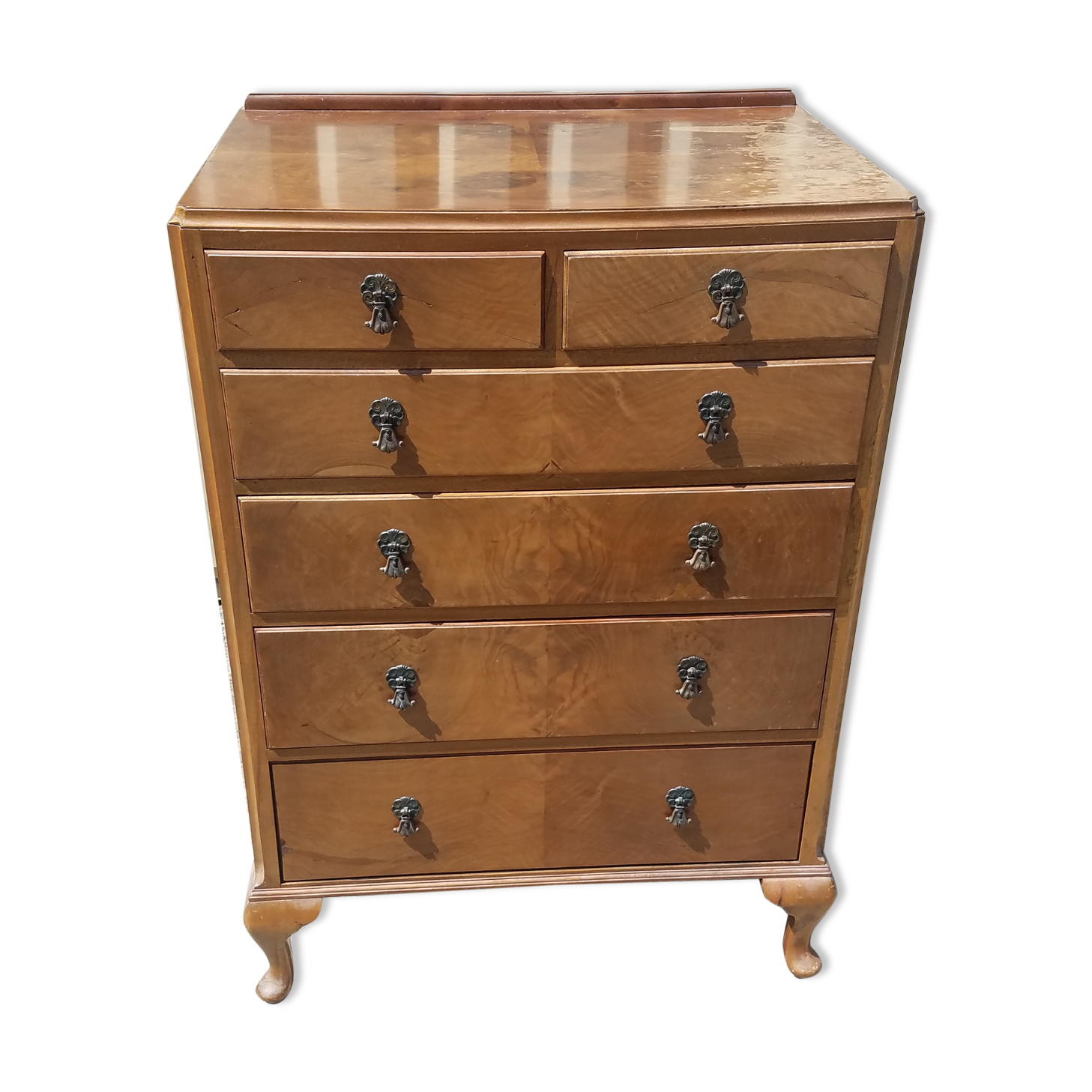 English dresser