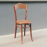 1900 curved wooden chair