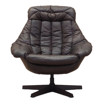 Leather swivel armchair, Danish design, 1960s, designer: H.W. Klein, manufacture: Bramin