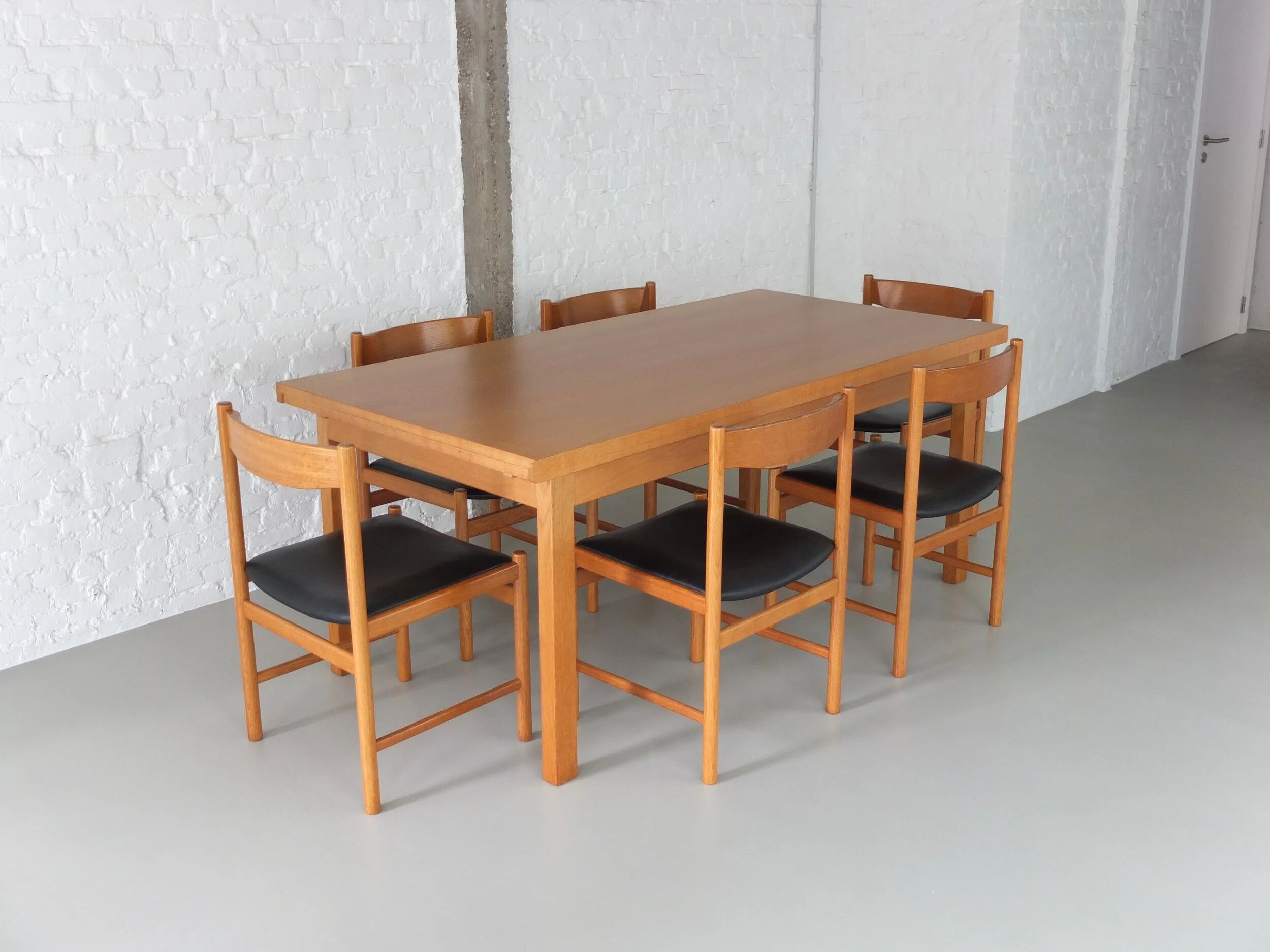 Dining set in natural oak by Meubelatelier Vanda, 1970s